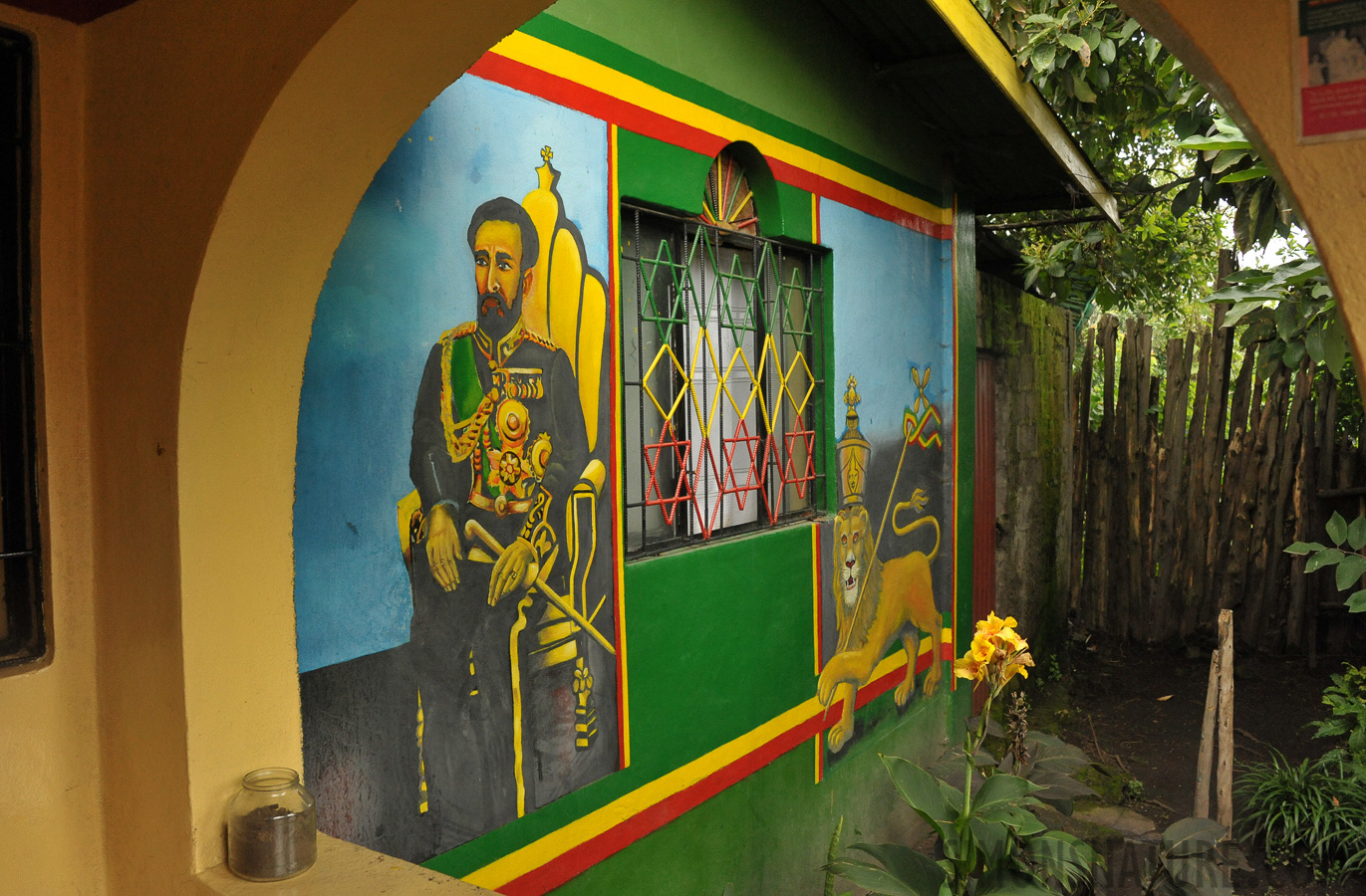 Rastafari Kirche [28 mm, 1/640 Sek. bei f / 8.0, ISO 3200]